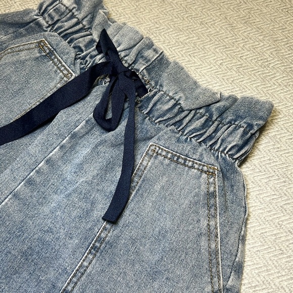 TEMT Paper bag Waist Light Blue Jean Shorts with Navy Tie. - Picture 2 of 12